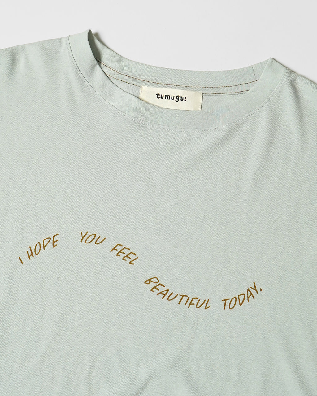 【SALE!40%OFF】tumugu ツムグ DEPEND天竺 プリント裾ラウンドT Tシャツ トップス カットソー TC25210