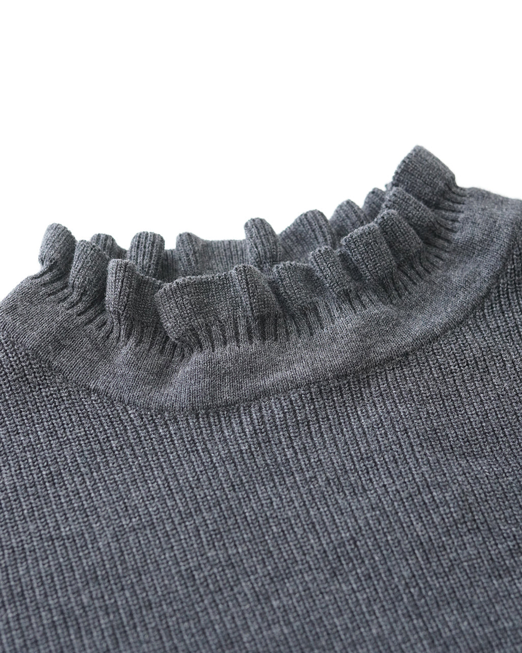 【SALE!20%OFF】tumugu ツムグ ランダムリブニット フリル ハイネック セーター TK19303b