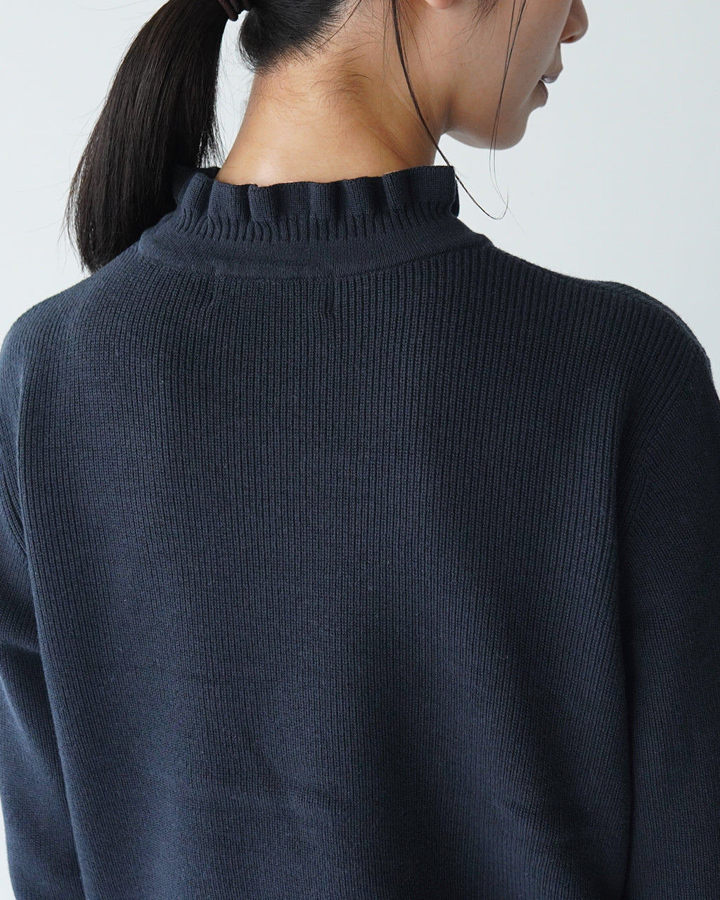 【SALE!20%OFF】tumugu ツムグ ランダムリブニット フリル ハイネック セーター TK19303b