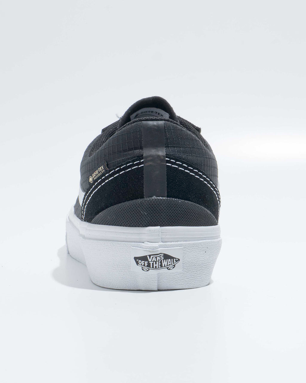 VANS ヴァンズ PREMIUM オールドスクール ゴアテックス ローカット スニーカー シューズ 靴 Old Skool GORE-TEX VN0009QGBPB 防水 スエード【クーポン対象外】【送料無料】