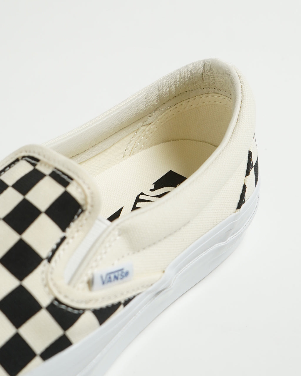 PREMIUM スリッポン 98 LX Slip-On Reissue 98 シューズ 靴 スニーカー チェッカーボード VN000CSE2BO
