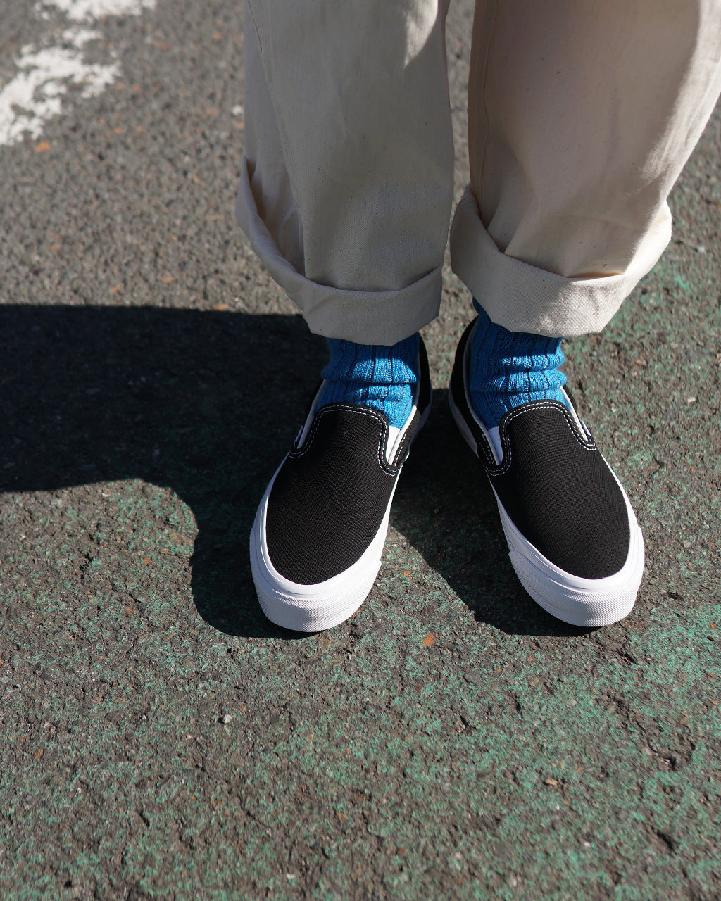 PREMIUM LX スリッポン 復刻版 98 LX Slip-On Reissue 98 スニーカー シューズ 靴 VN000CSEBA2