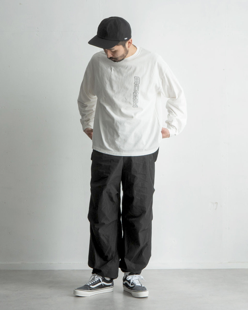 VANS 반즈 PREMIUM 올드 스쿨 스니커 Lx Old Skool 로우 컷 레이스 업 스케이트 보드 슈즈 구두 캔버스×스웨이드 VN000D56239【무료우송】