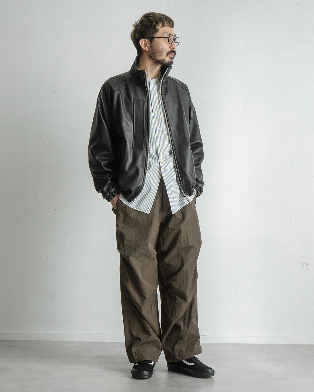 VANS 반즈 PREMIUM 올드 스쿨 스웨이드 스니커 Lx Old Skool 로우 컷 레이스 업 스케이트 보드 슈즈 신발 VN000D56B8C【무료우송】