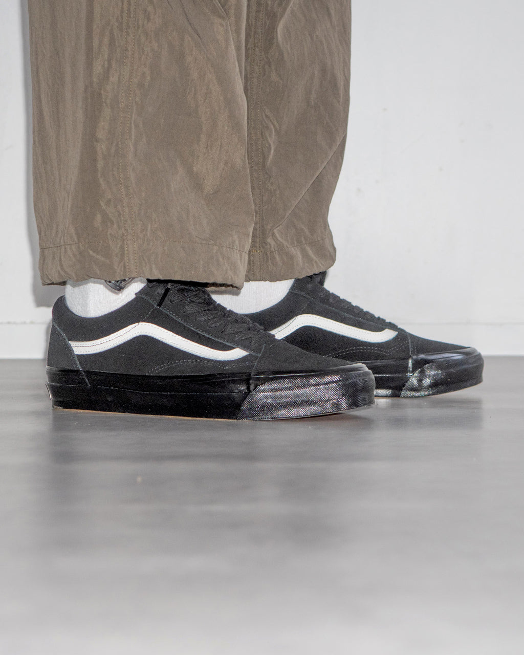 VANS 반즈 PREMIUM 올드 스쿨 스웨이드 스니커 Lx Old Skool 로우 컷 레이스 업 스케이트 보드 슈즈 신발 VN000D56B8C【무료우송】