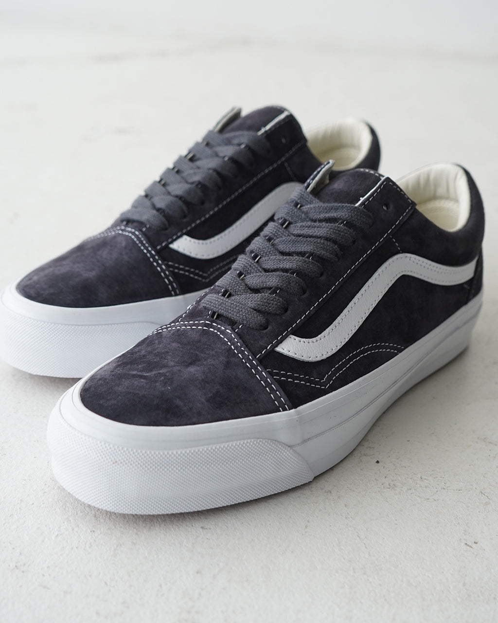 【SALE!20%OFF】PREMIUM オールドスクール ピッグスエード スニーカー Lx Old Skool ローカット レースアップ スケートボード シューズ 靴 VN000D56BYD