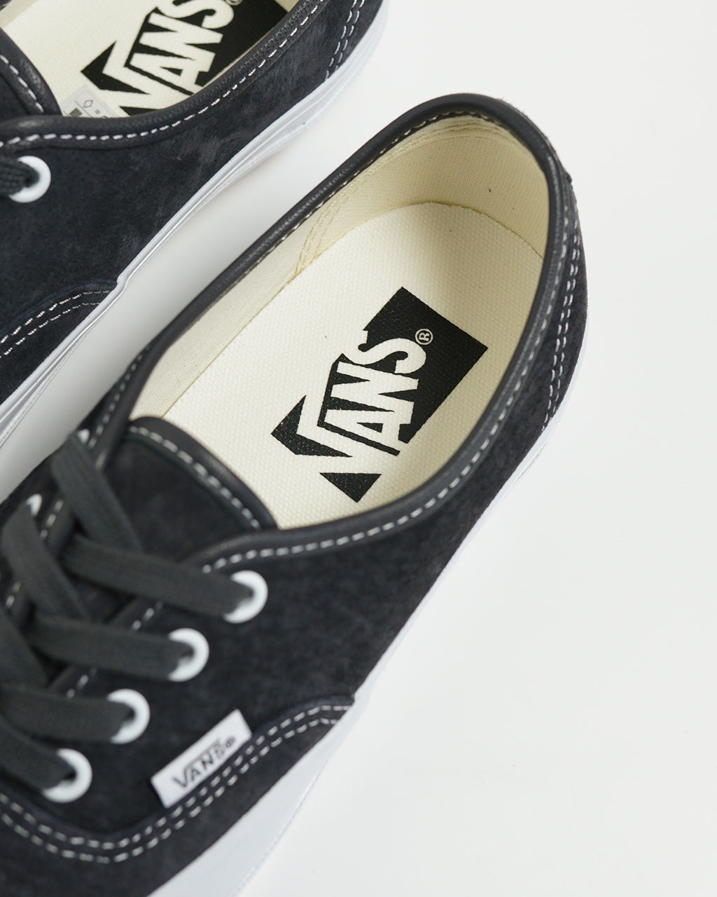 VANS 밴즈 PREMIUM 오센틱 44 피그 스웨이드 스니커 Lx Authentic 44 로우 컷 레이스 업 스케이트보드 슈즈 신발 VN000D5KBYD【무료우송】