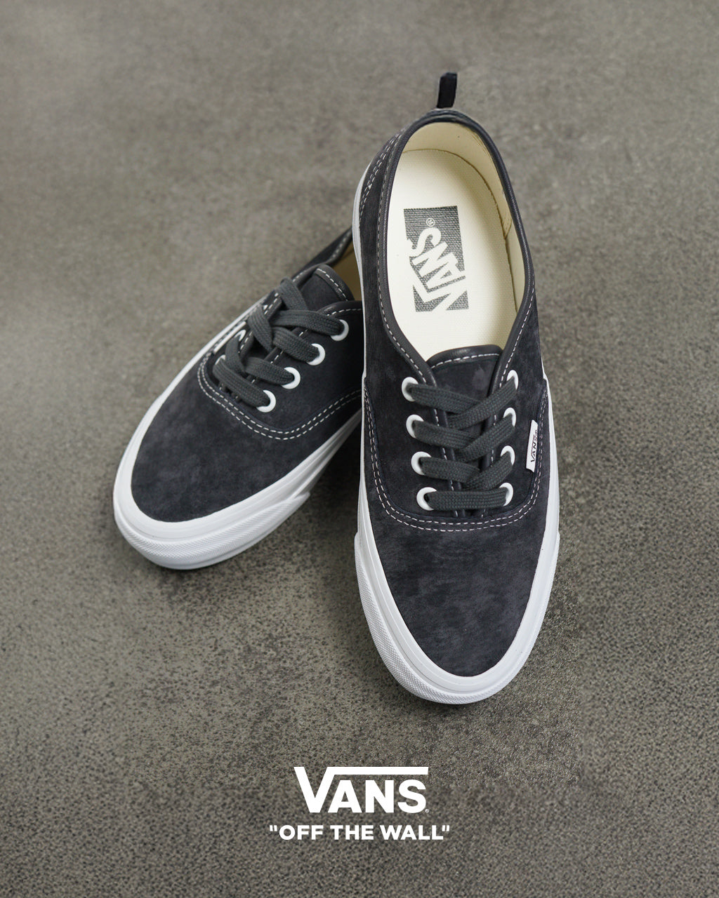 VANS 밴즈 PREMIUM 오센틱 44 피그 스웨이드 스니커 Lx Authentic 44 로우 컷 레이스 업 스케이트보드 슈즈 신발 VN000D5KBYD【무료우송】