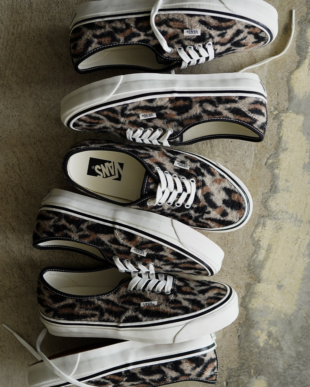 VANS PREMIUM オーセンティック ヘアリーレオパード ヴァンズ 