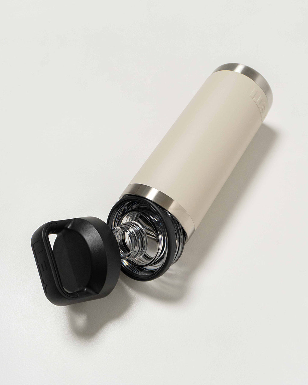 YETI 18oz WATER BOTTLE WITH CHUG CAP 532ml SEASONAL COLOR 正規代理店