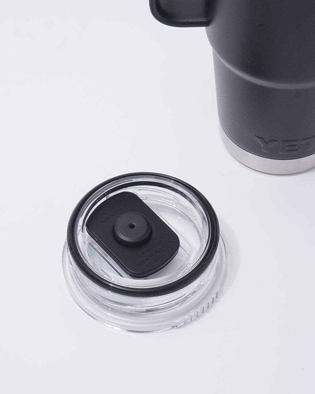 YETI イエティ 20oz TRAVEL MUG 591ml トラベルマグ 21071502277 21071502280 食洗機対応 正規代理店
