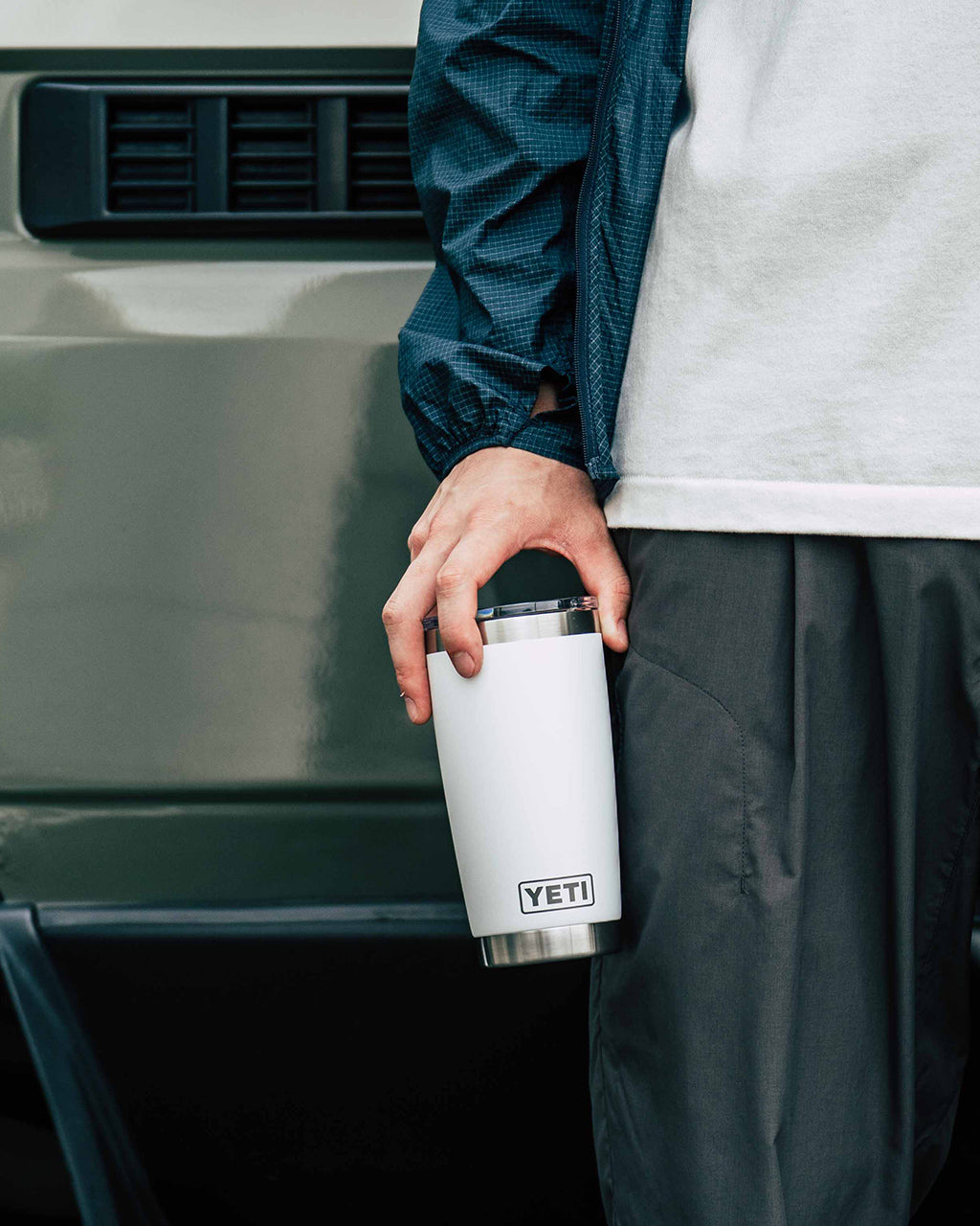 YETI RAMBLER TUMBLER 20oz / 591ml