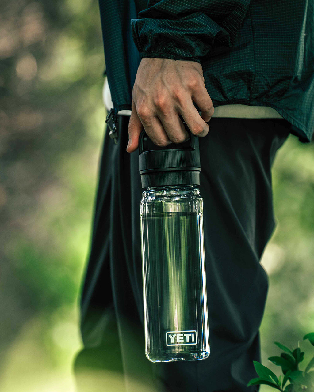YETI イエティ YONDER 750ml WATER BOTTLE WITH CHUG CAP ヨンダー 25oz ウォーターボトル (チャグキャップ付き) 21071220000 21071220001 21071220002 21071220003 食洗機対応 正規代理店