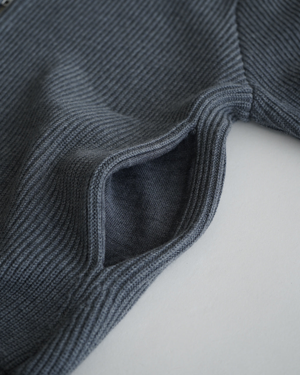 EX FINE WOOL RIB KNIT B/L 95-264-028