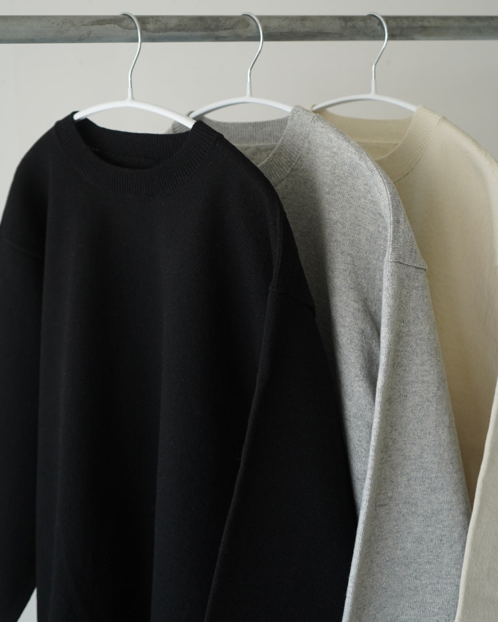 RIGID CASHMERE SWEATER Crew Neck Pullover 95-000-004