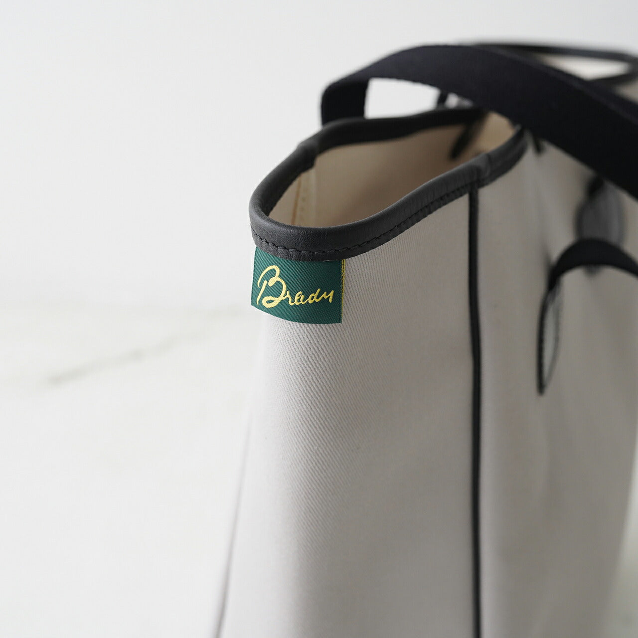 Brady SMALL CARRYALL【クーポン対象外】【送料無料】