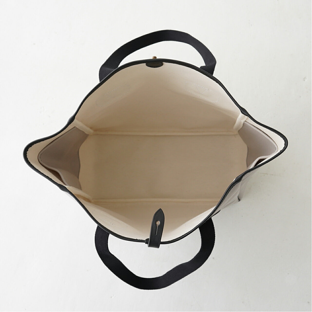 SMALL CARRYALL