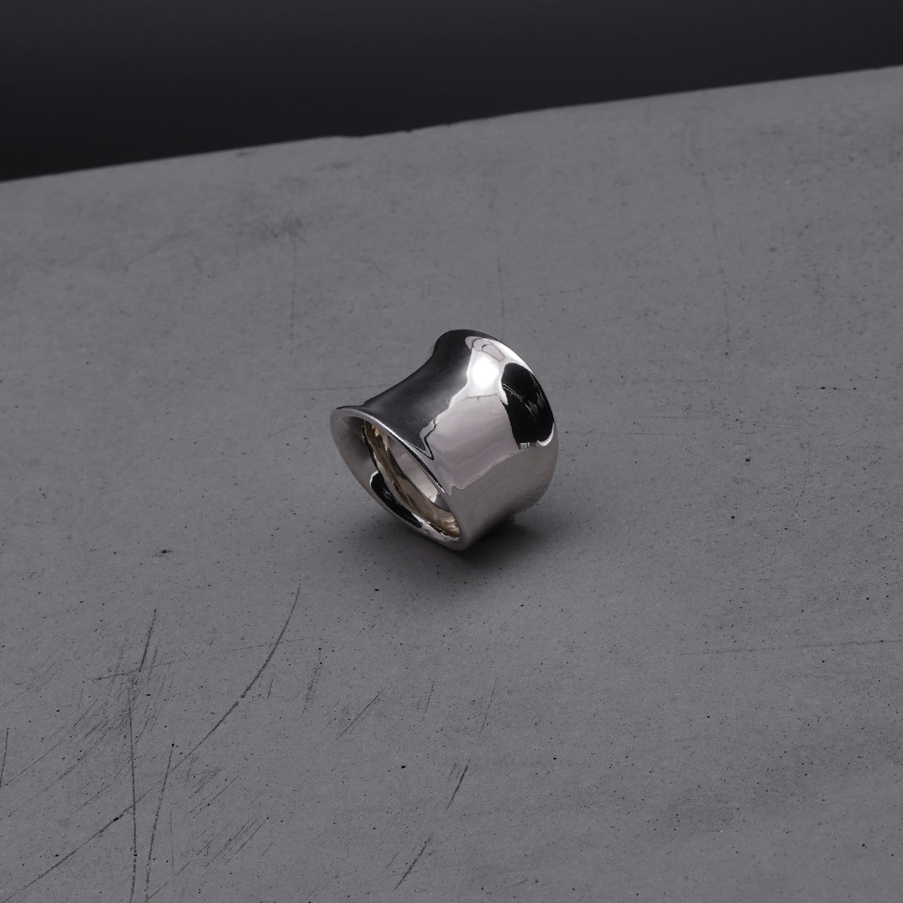 STREAMLINE RING (LARGE) 22AW075
