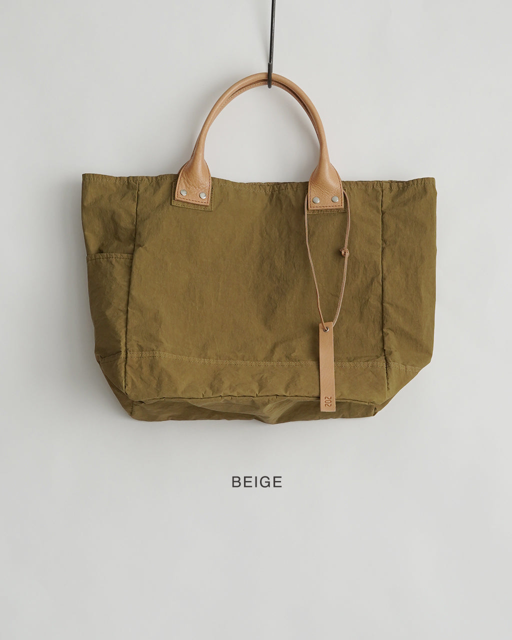 THE WEIGHTLESS TOTE 202TWT / Msize