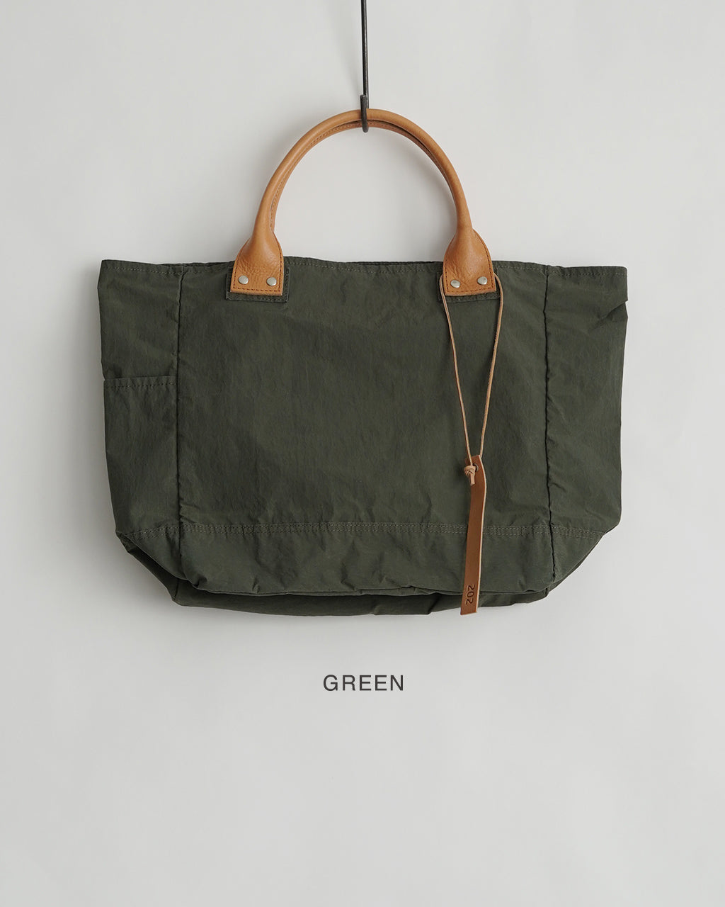 THE WEIGHTLESS TOTE 202TWT / Msize