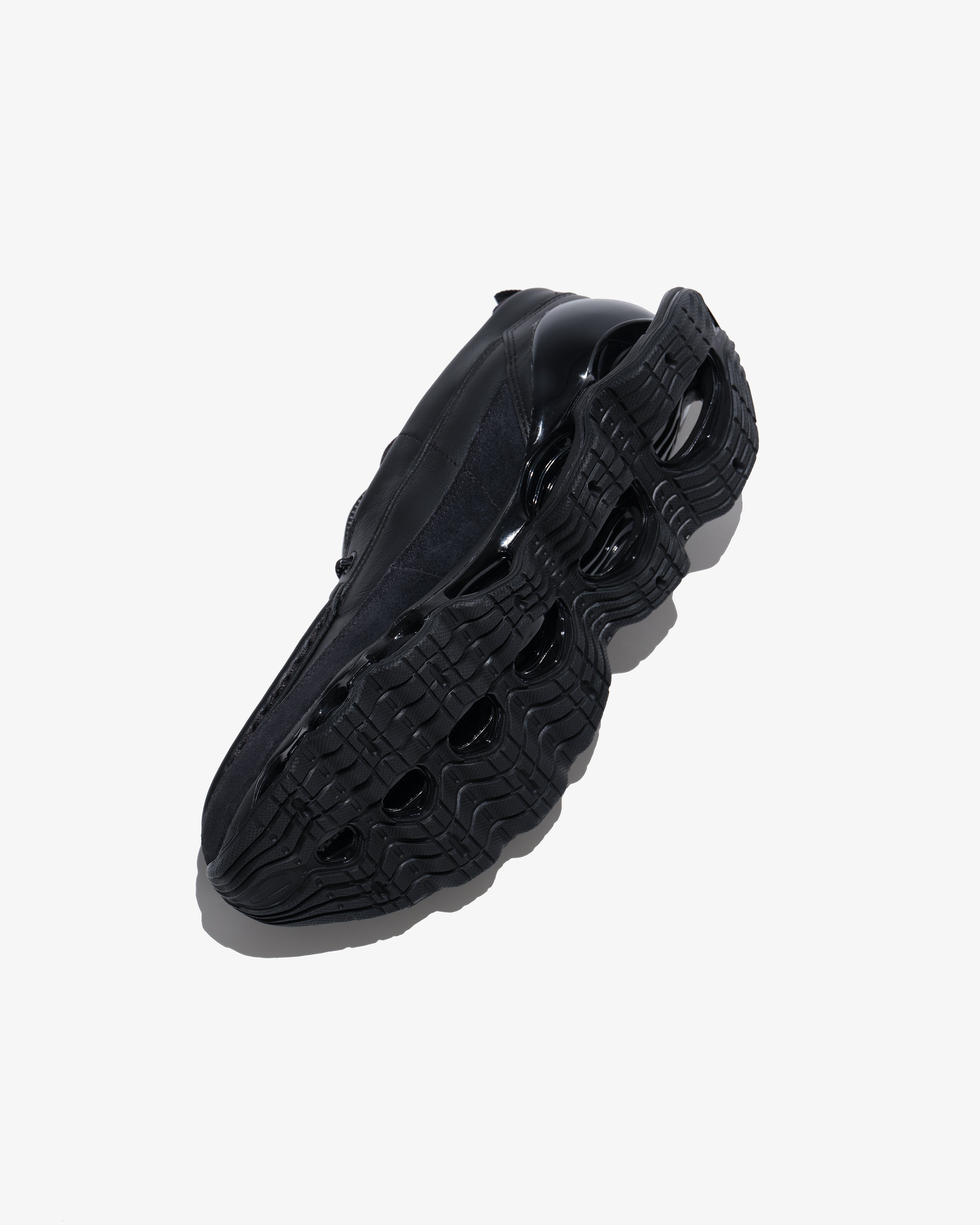 【2月13日(金)11:00より販売開始】WAVE PROPHECY MOC D1GD261401