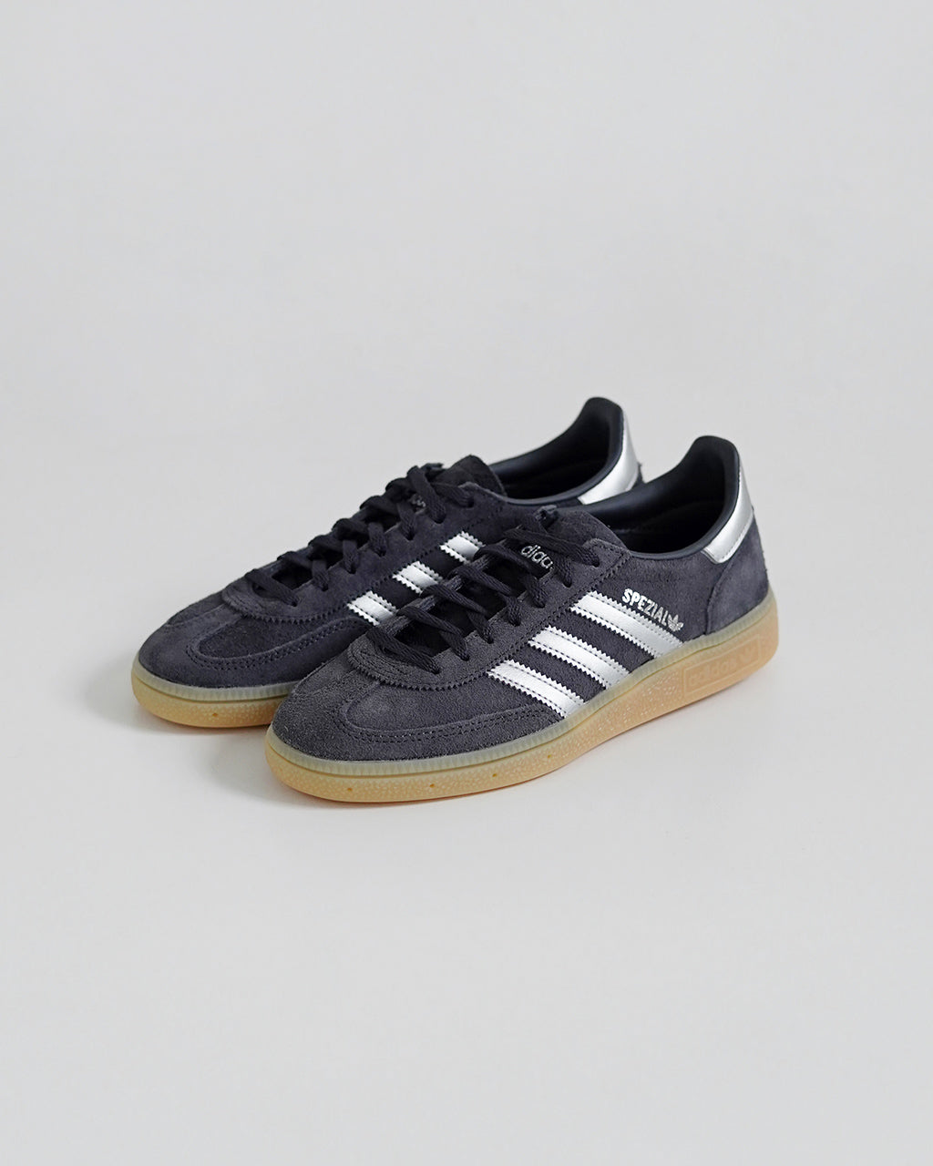 靴 スエードレザー 革 Unisex アディダス オリジナルス/adidas