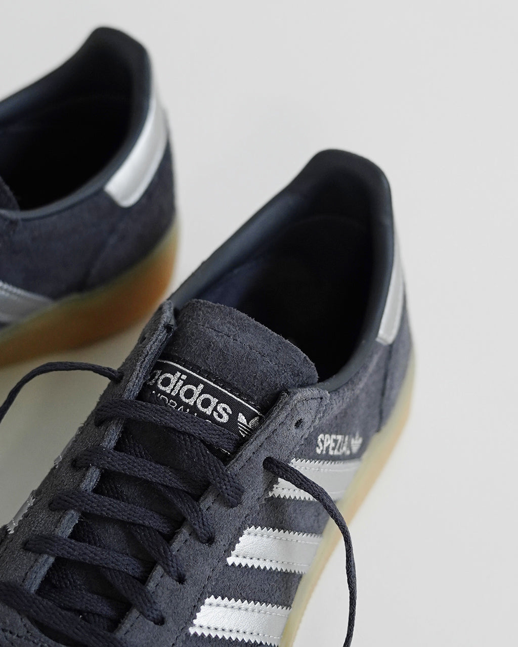 靴 スエードレザー 革 Unisex アディダス オリジナルス/adidas