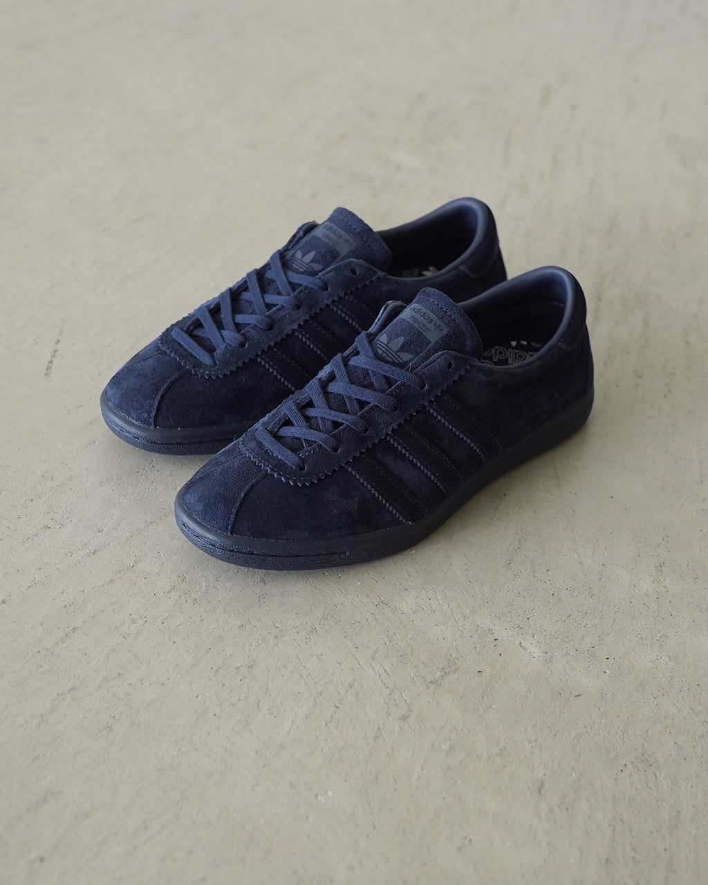 靴 Unisex アディダス オリジナルス/adidas originals タバコ