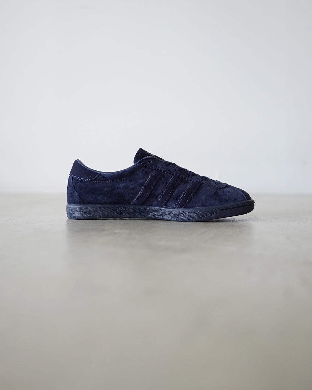 靴 Unisex アディダス オリジナルス/adidas originals タバコ