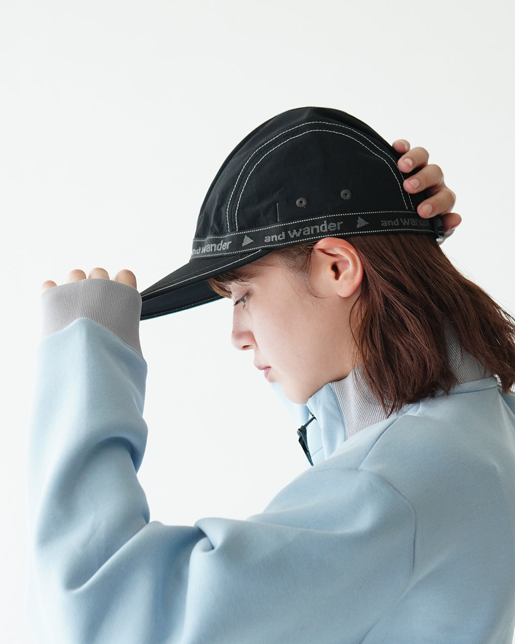 【SALE！40%OFF】and wander アンドワンダー ジャガード テープ キャップ JQ tape cap ロゴ 帽子 速乾性 5744986340