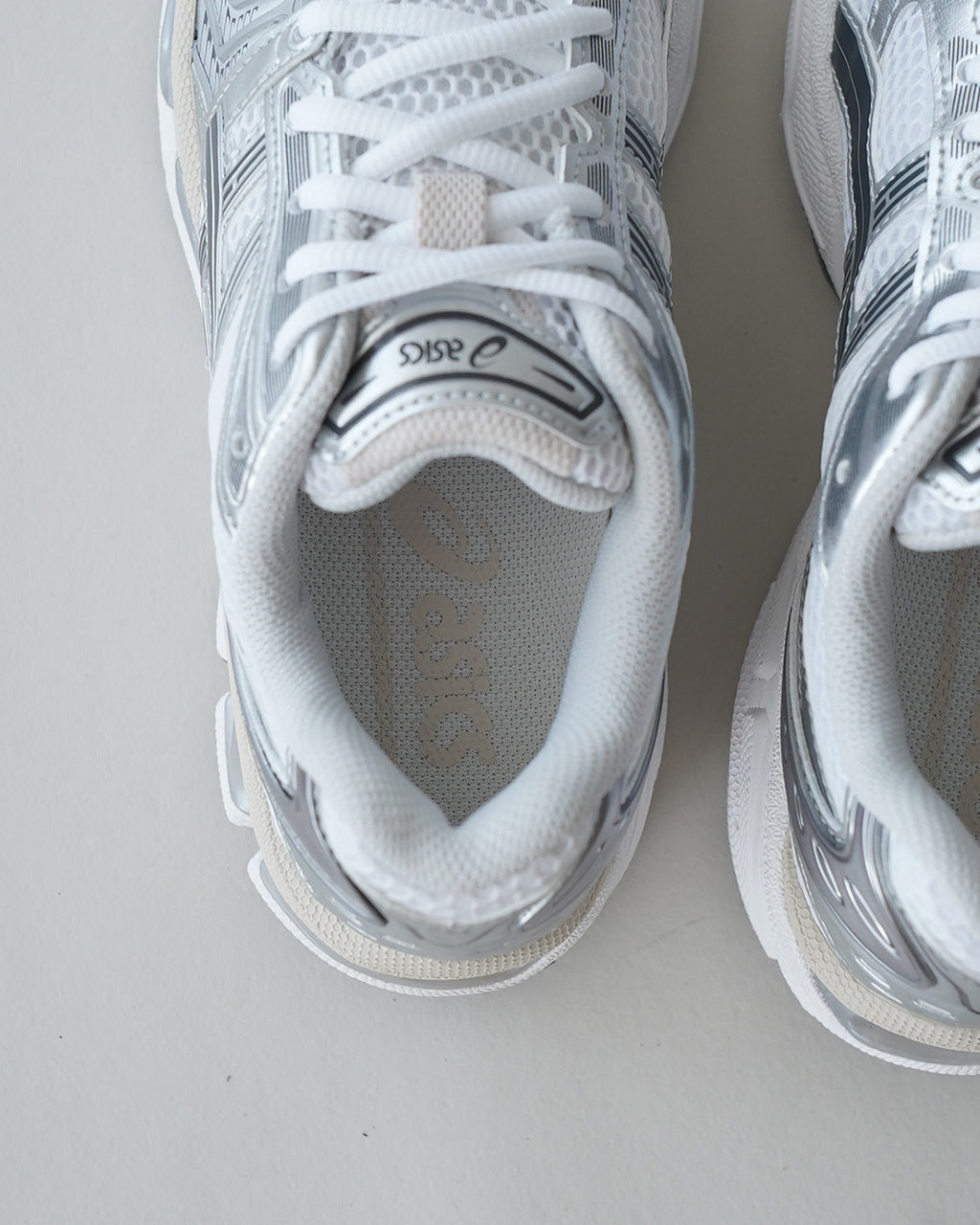 GEL-KAYANO 14 1203A537