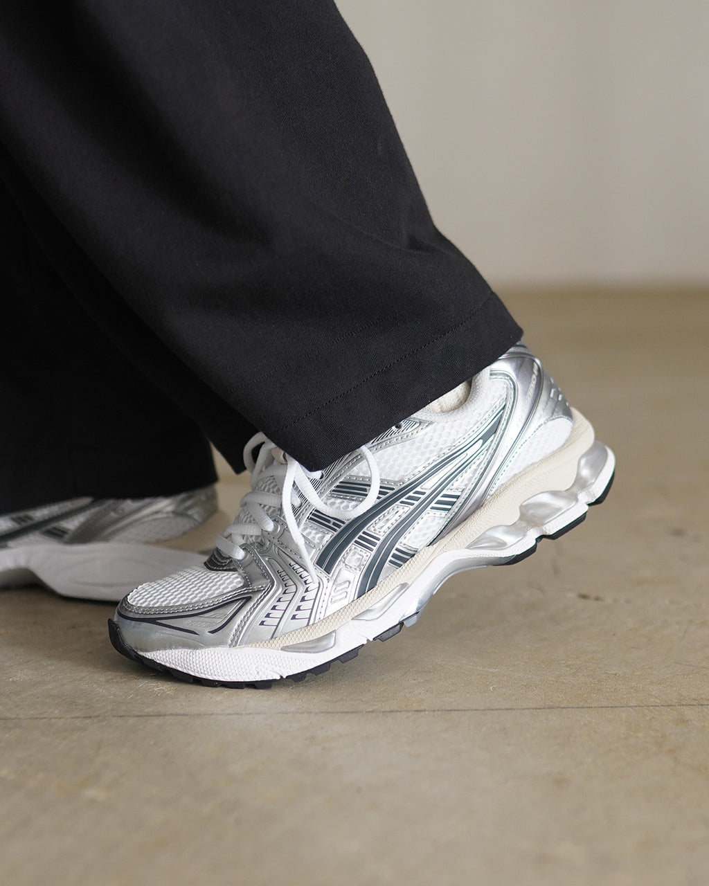 GEL-KAYANO 14 1203A537