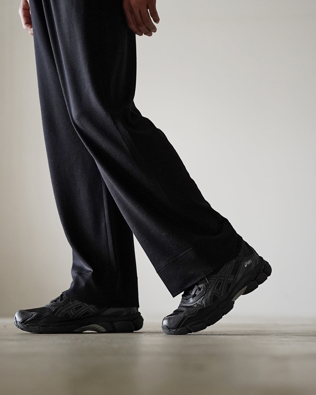 GEL-NYC (BLACK/BLACK) 1203A280