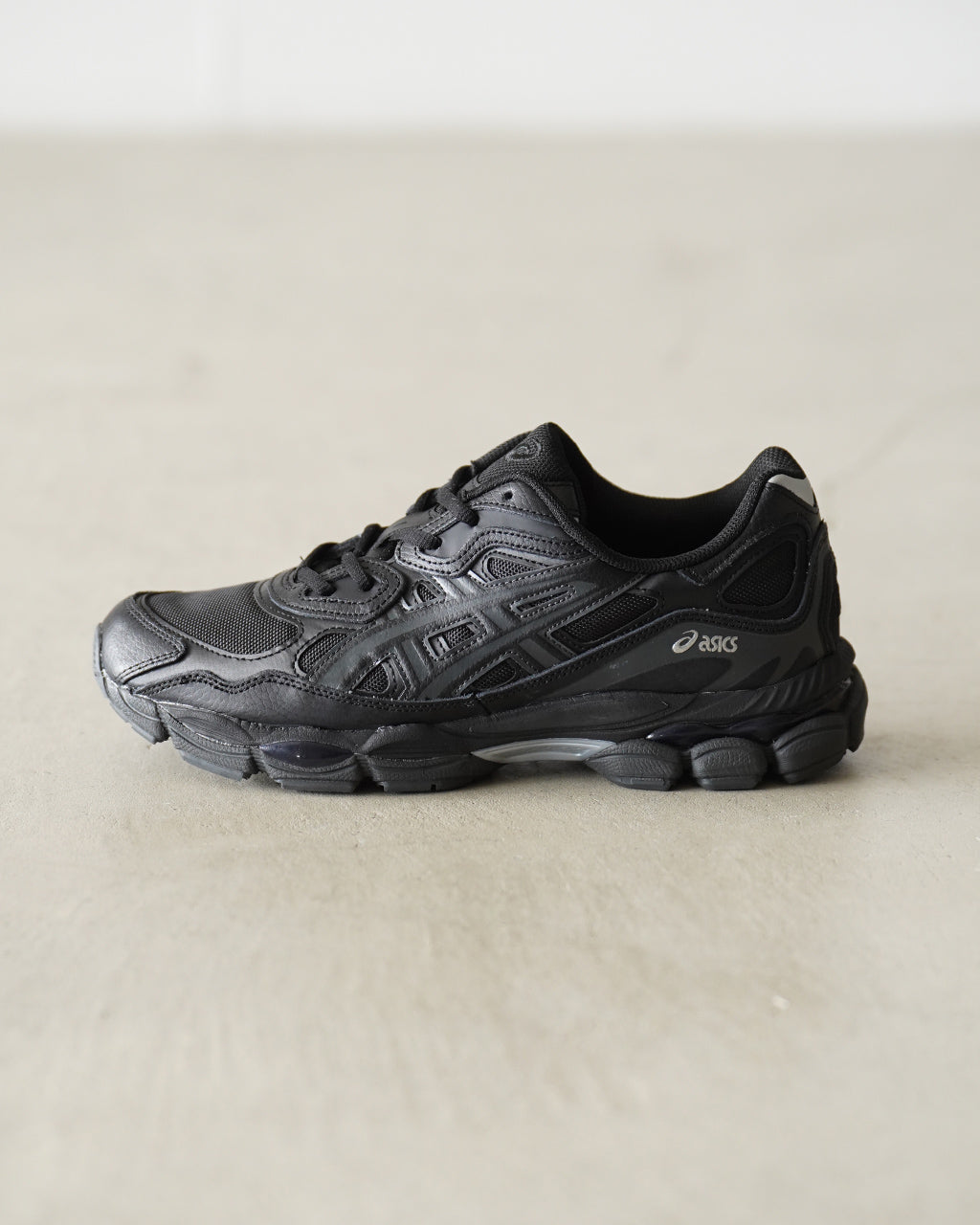 GEL-NYC (BLACK/BLACK) 1203A280