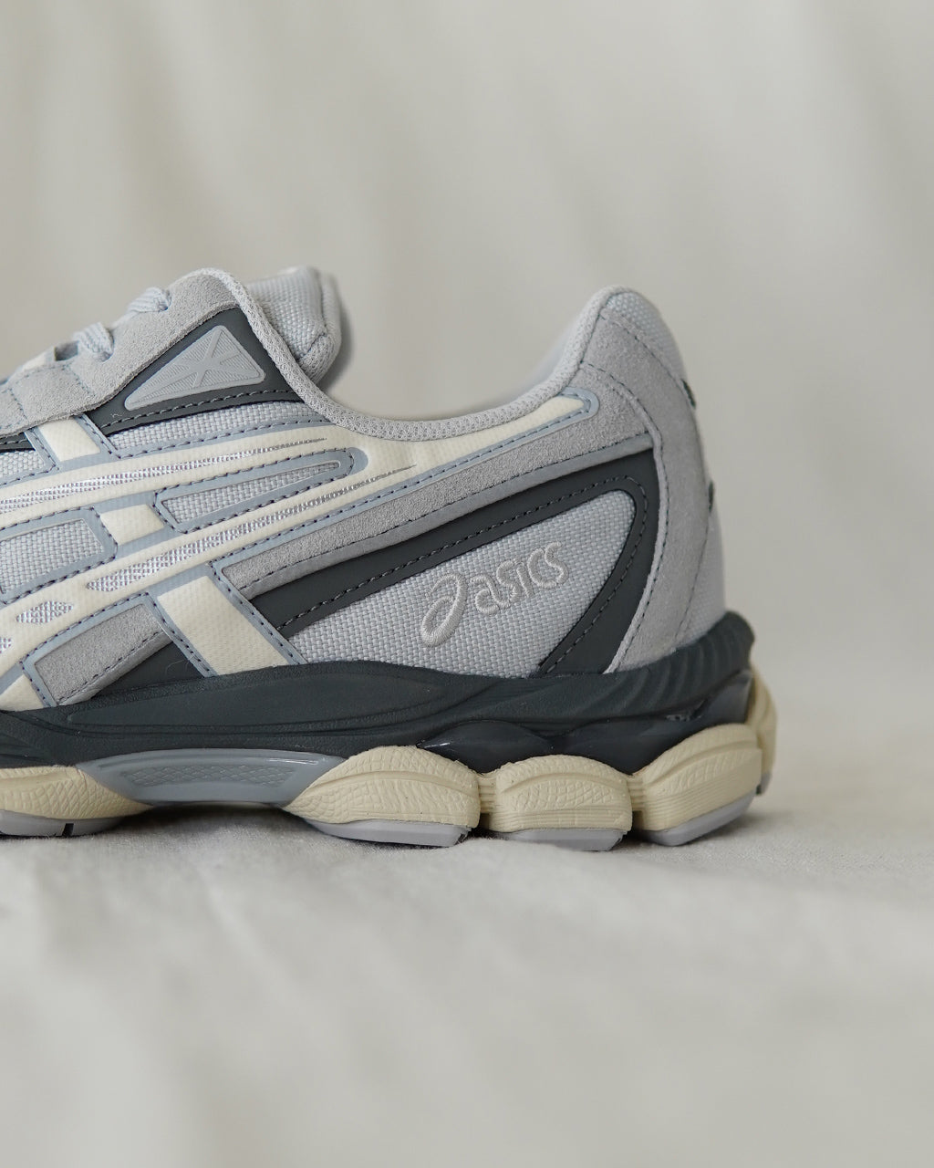 ASICS GEL-NYC 2055 1203A755