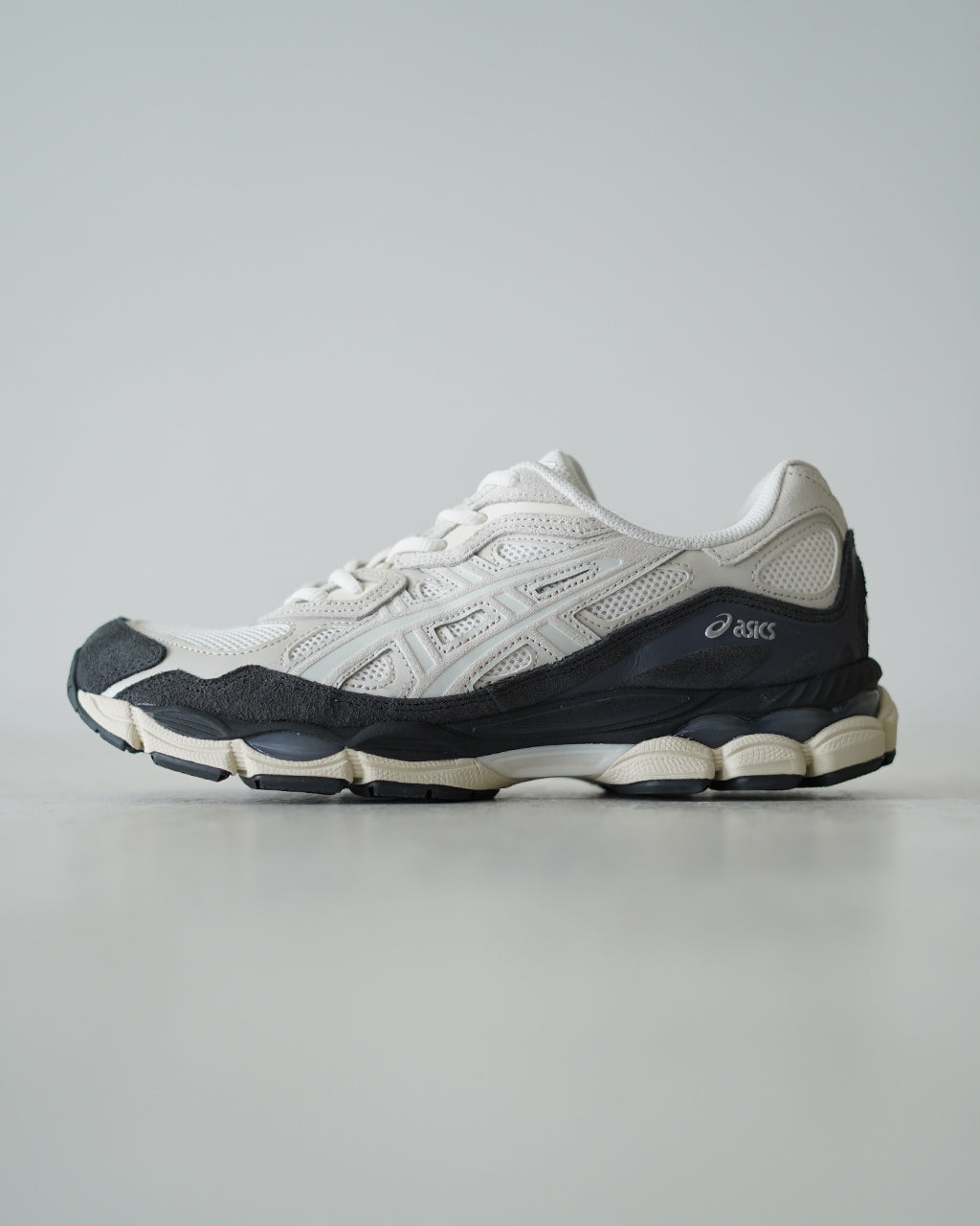 ASICS GEL-NYC 1203A383