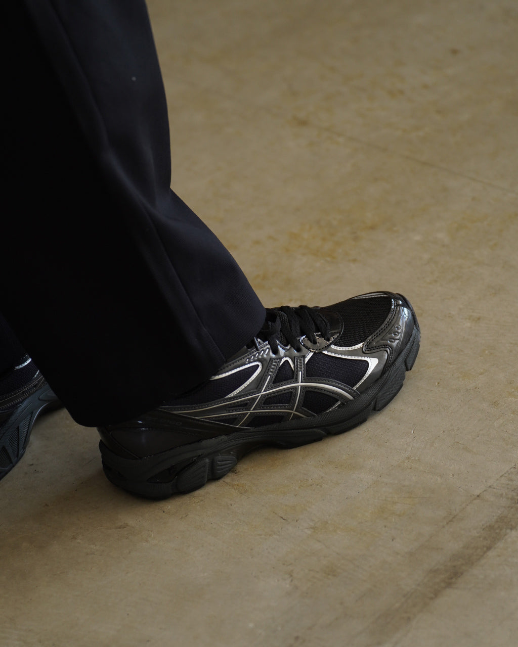 ASICS GT-2160 スニーカー GELクッション ブラック｜Crouka(クローカ)
