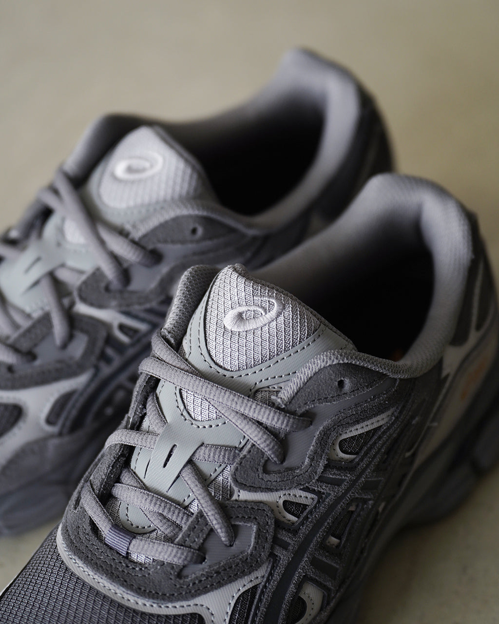 ASICS アシックス GEL-NYC オブシディアングレー/オブシディアングレー