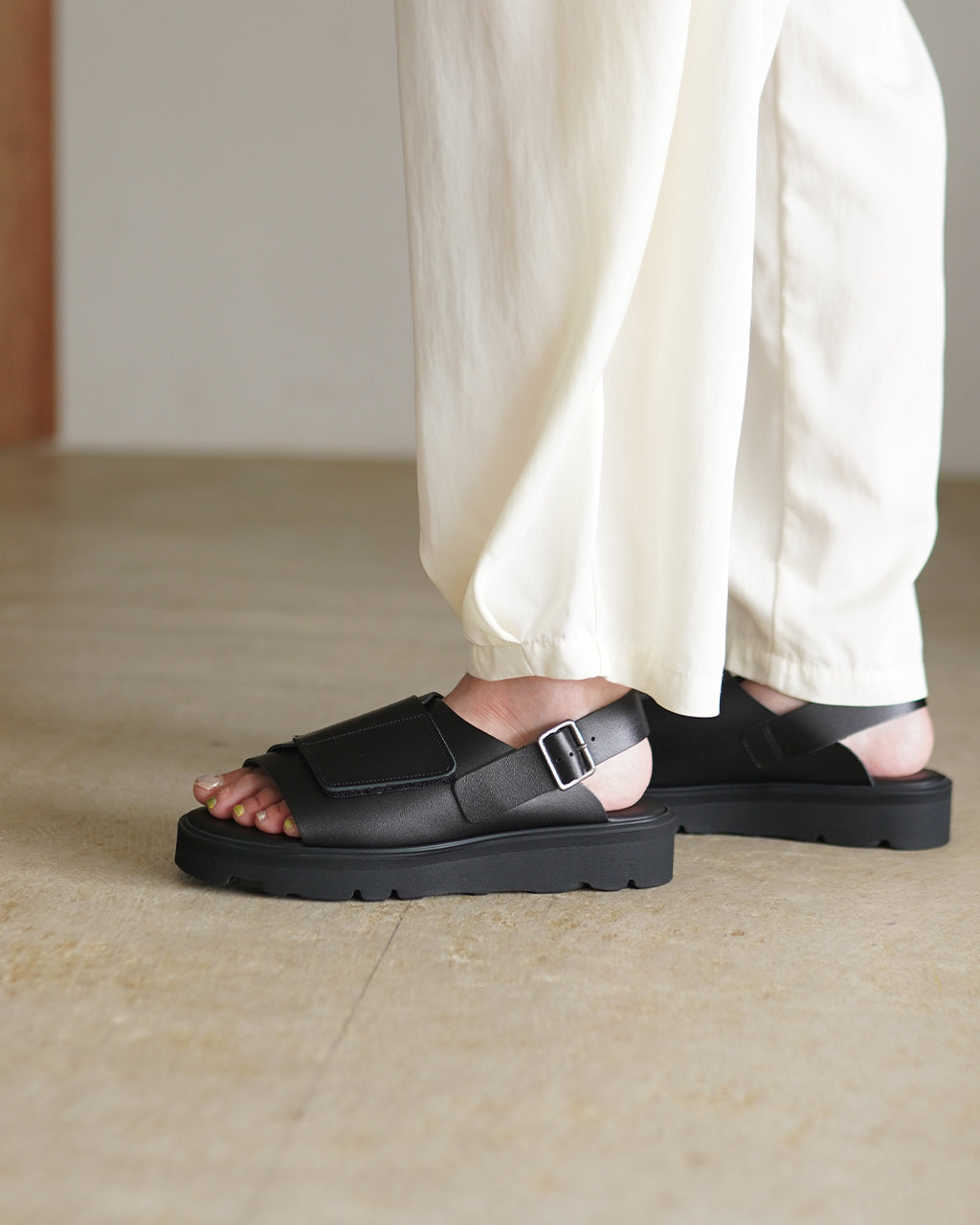 VELCRO SANDALS BSS2512017