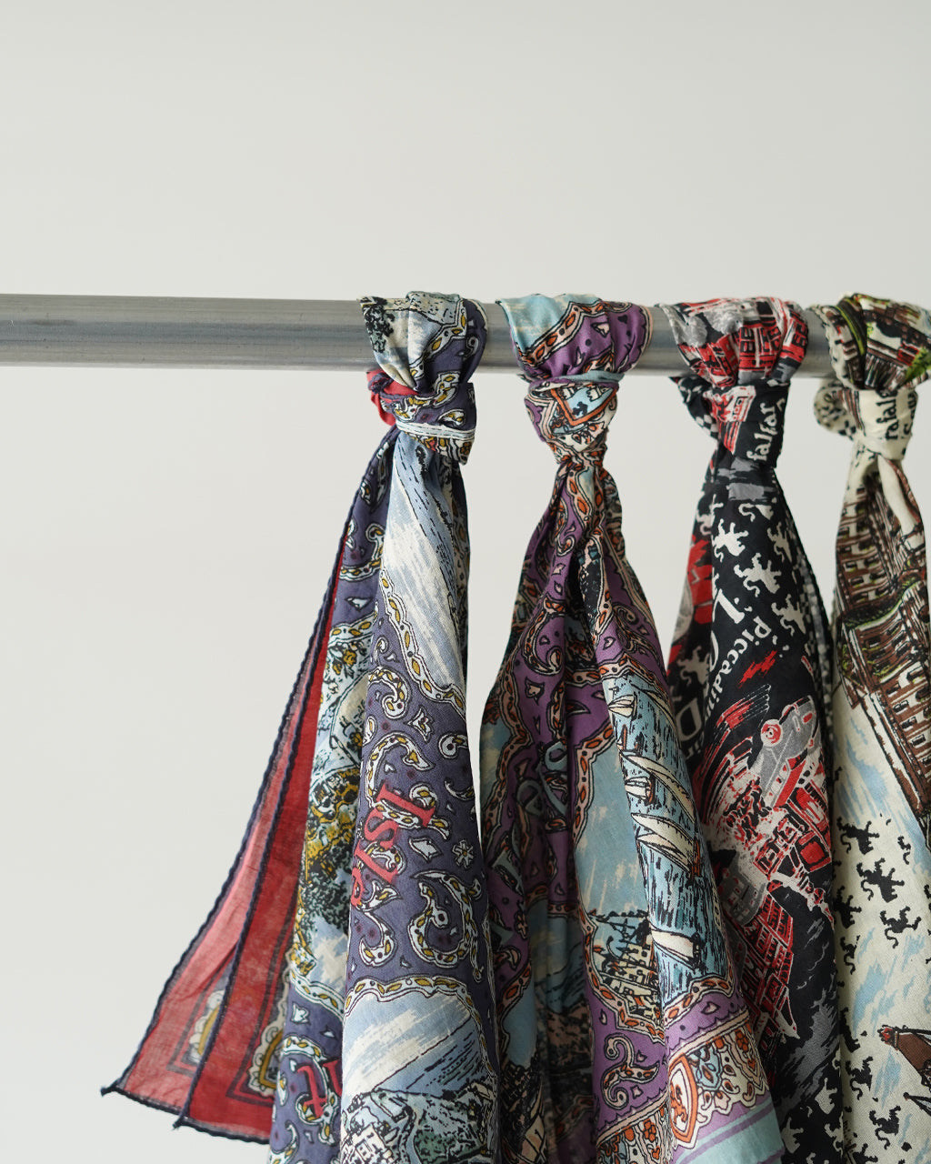 BINDU ビンドゥー バンダナ ユニセックス Bandana uk-series ハンカチ BINDU ビンドゥー バンダナ ユニセックス Bandana uk-series ハンカチ