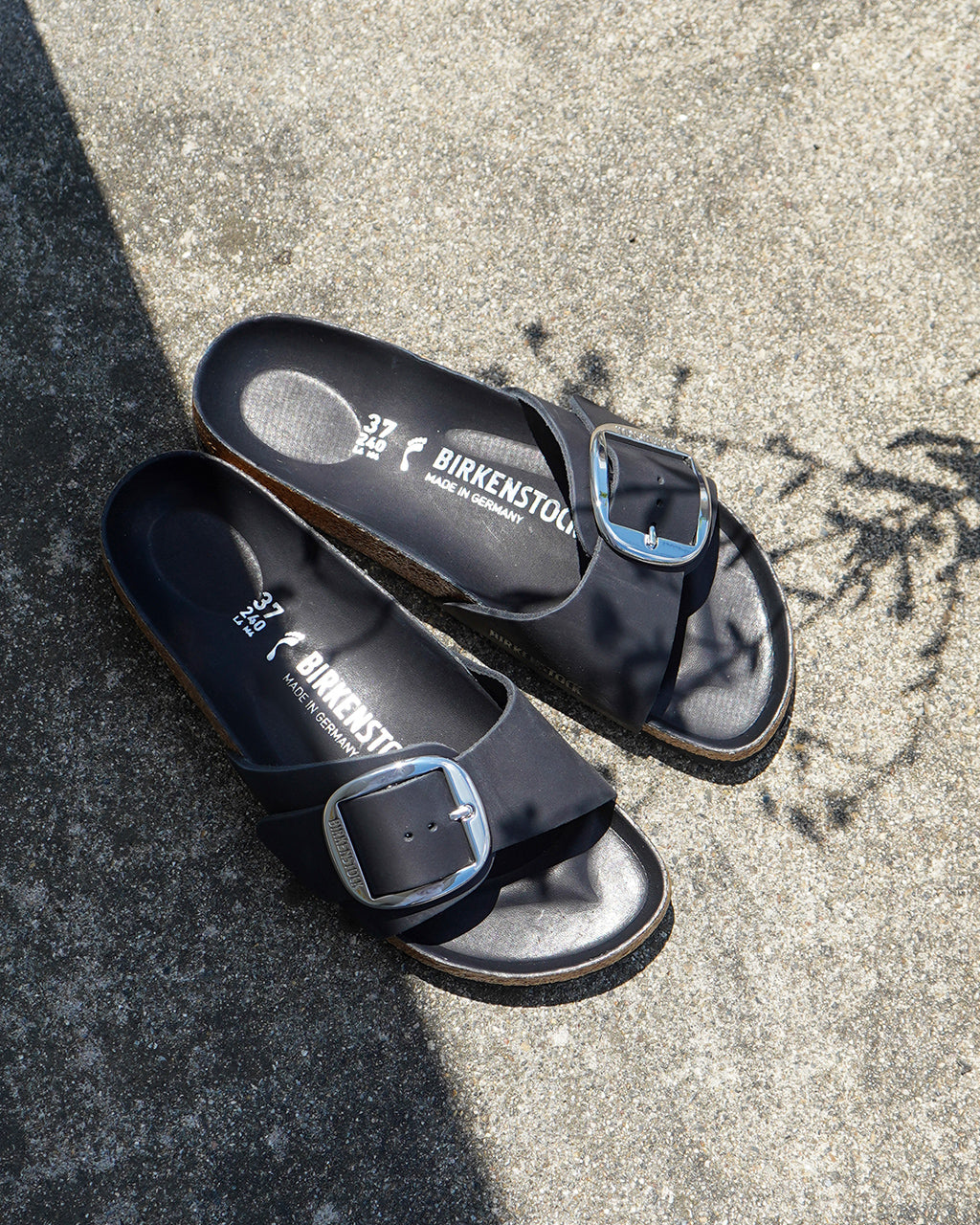 BIRKENSTOCK ビルケンシュトック MADRID Big Buckle ベルトサンダル マドリッド ビッグ バックル コンフォート フラット スライド 1006523 【送料無料】【クーポン対象外】