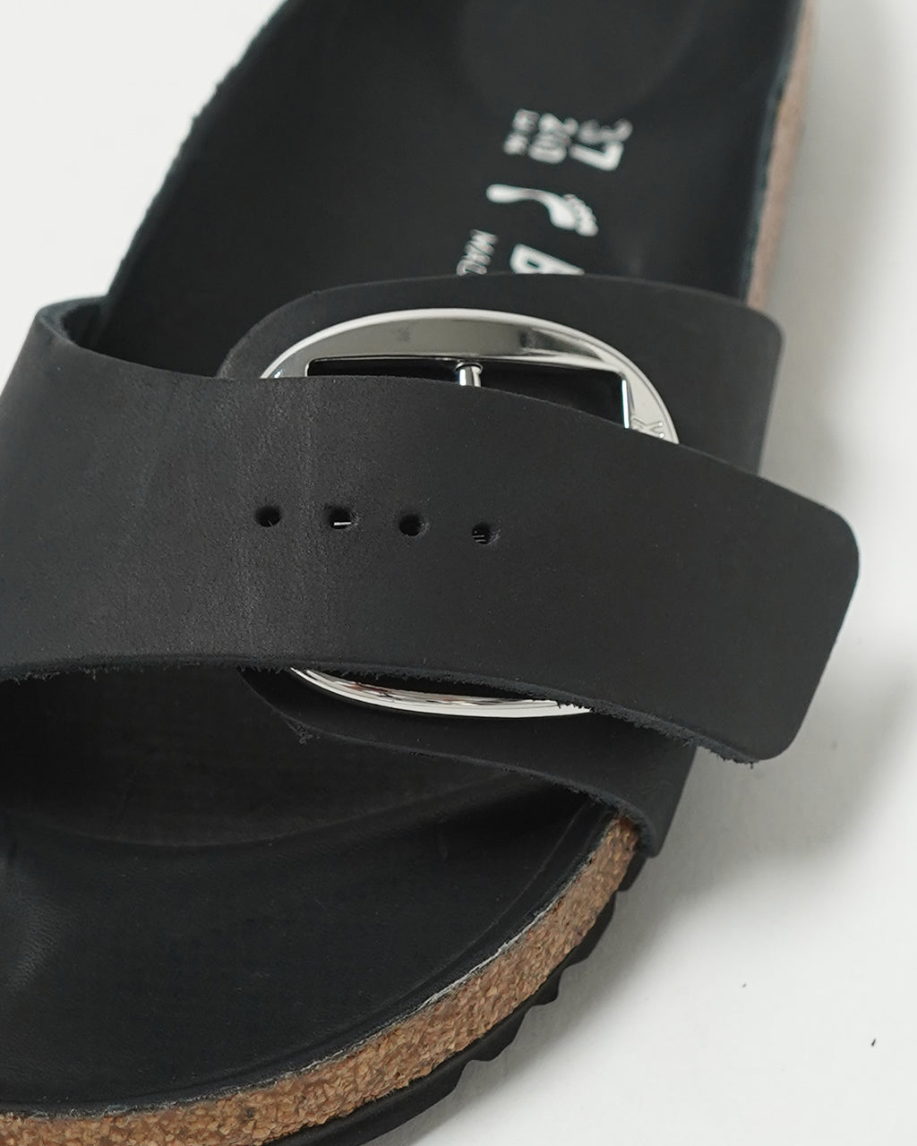 BIRKENSTOCK ビルケンシュトック MADRID Big Buckle ベルトサンダル マドリッド ビッグ バックル コンフォート フラット スライド 1006523 【送料無料】【クーポン対象外】