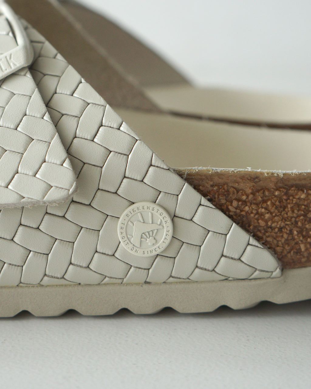 Arizona Rivet Logo Woven Emboss