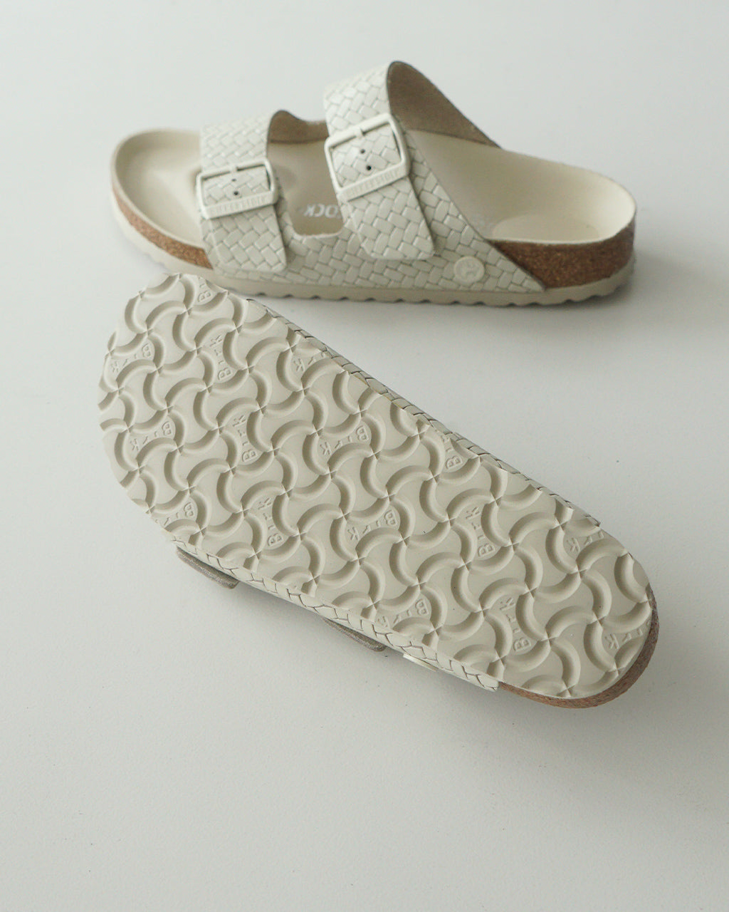 Arizona Rivet Logo Woven Emboss