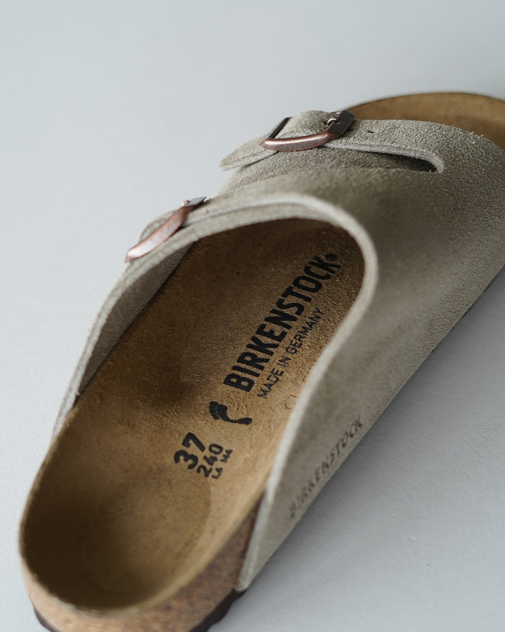 Birkenstock チューリッヒ　ベージュ 40 BIRKENSTOCK ビルケンシュトック チューリッヒ Zurich LEVE スエード