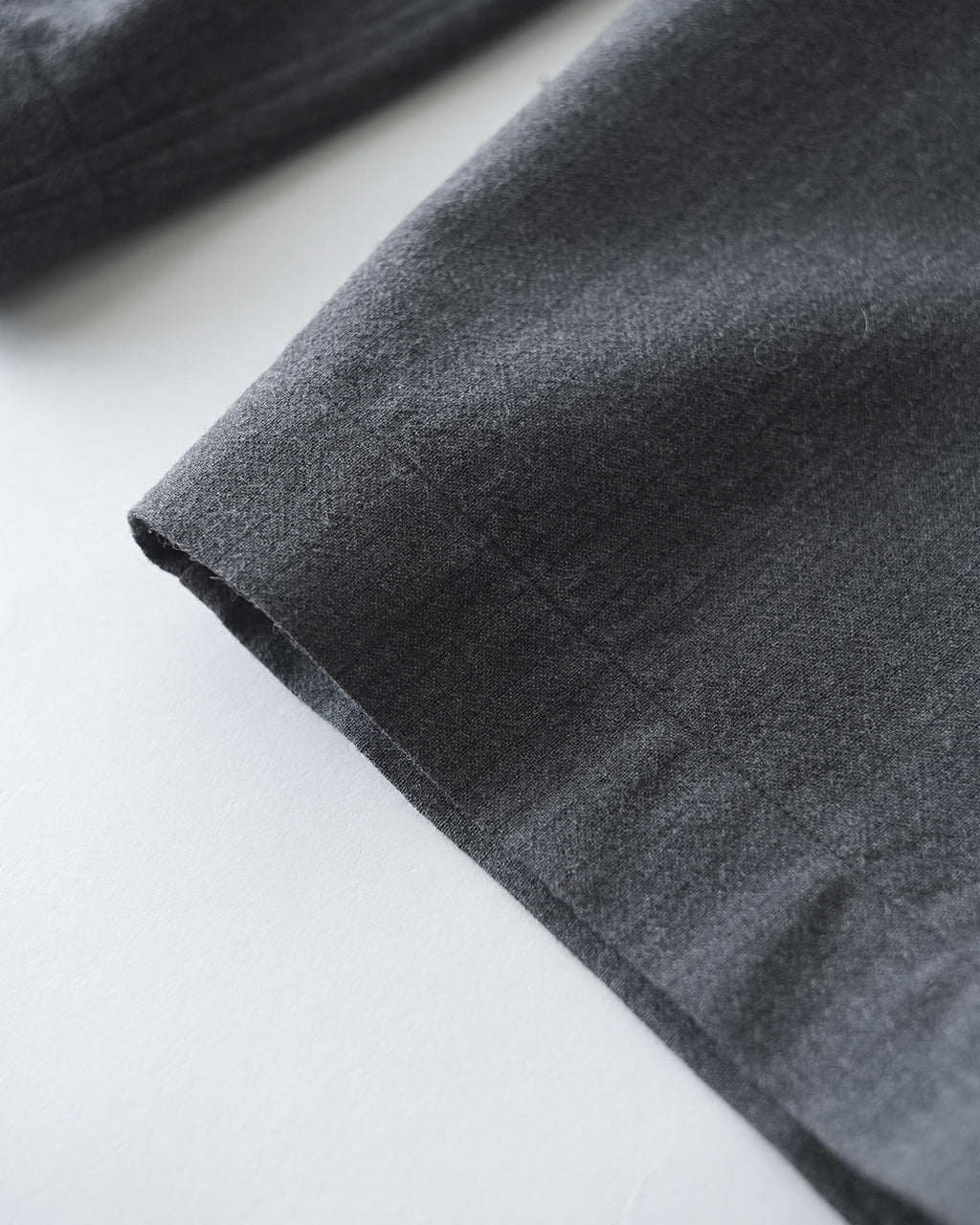 Wool Ramie Mohair Side Seamless Pants BHS26F027