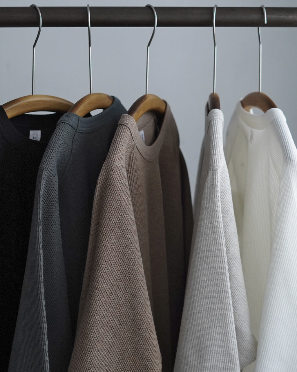 Rough&Smooth Thermal Raglan Tee bROOTS24S21S26