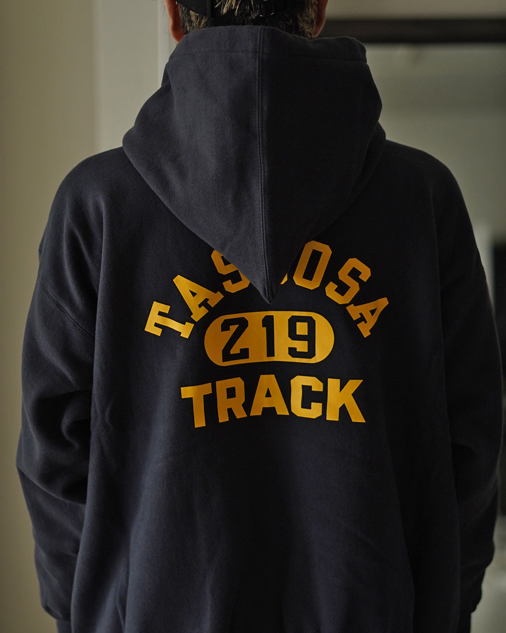 DOUBLE THICKNESS PULLOVER AFTER HOODED C3-C108