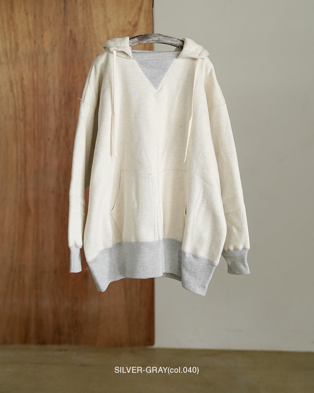 DOUBLE THICKNESS PULLOVER AFTER HOODED C3-C108
