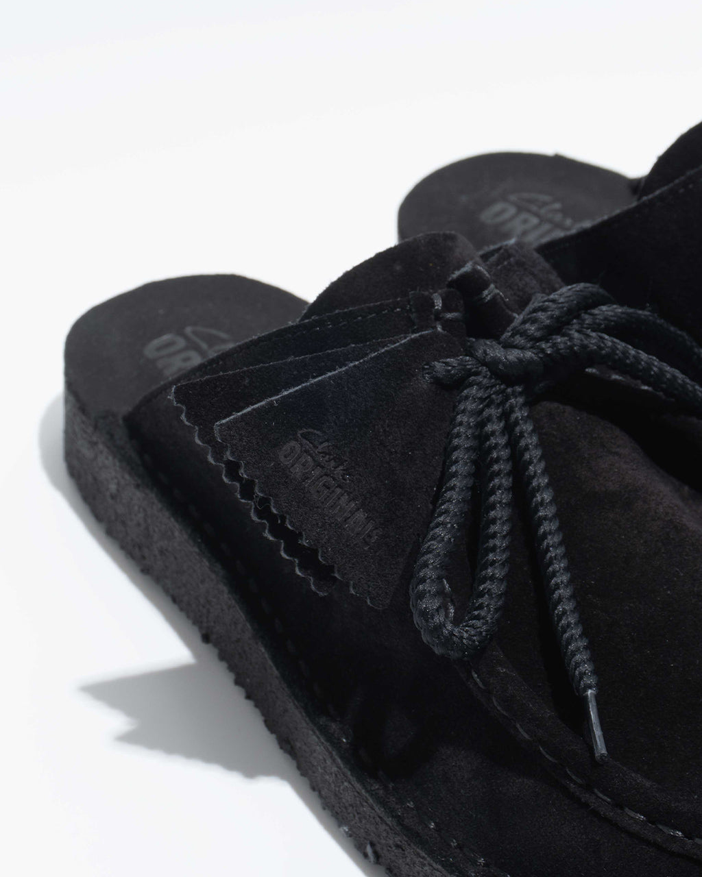 Clarks クラークス DSRT デザートノマドミュール レザーサンダル スライドサンダル ブラックスエード シューズ DSRT Nomad Mule 26180722【送料無料】【クーポン対象外】
